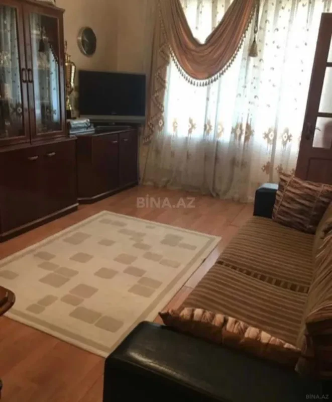 Kirayə verilir 2 otaqlı mənzil 40 m²