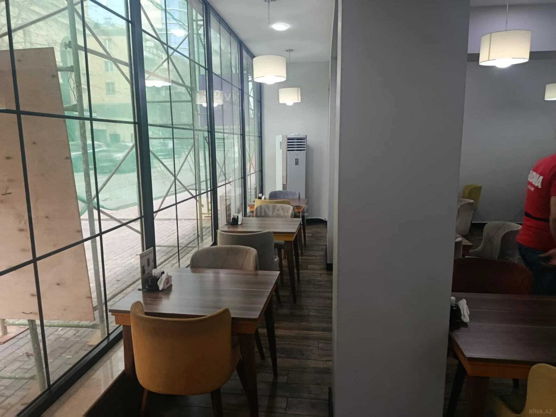 Kirayə verilir obyekt 160 m²