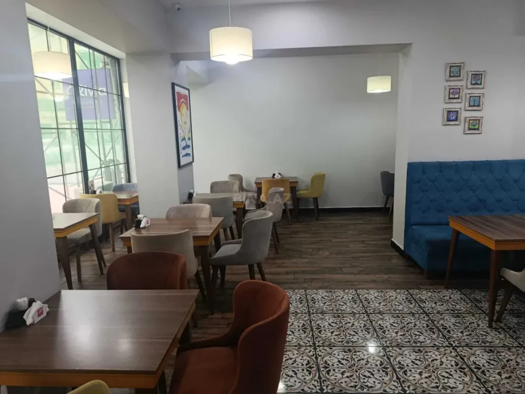 Kirayə verilir obyekt 160 m²