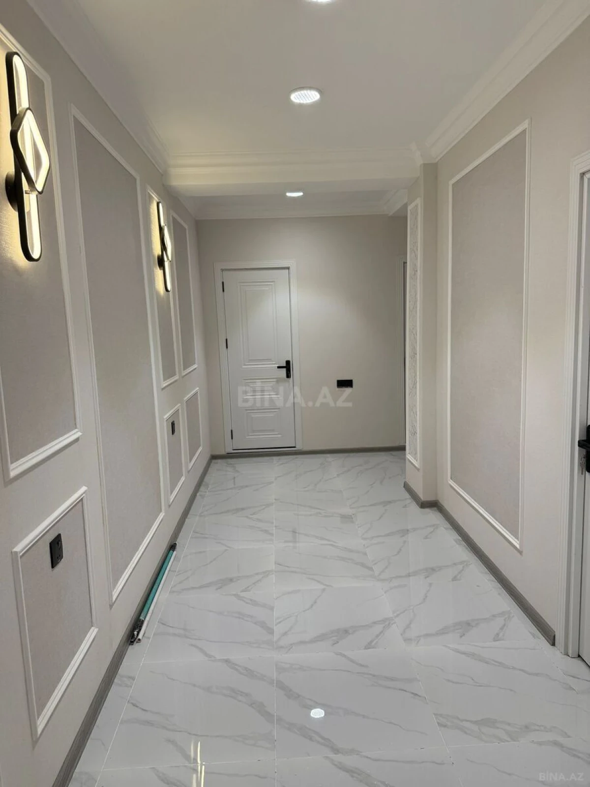 Satılır 3 otaqlı mənzil 83 m²