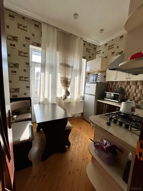 Kirayə verilir 1 otaqlı mənzil 55 m²