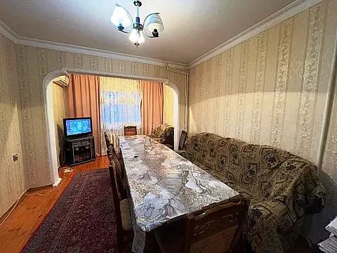 Satılır 2 otaqlı mənzil 65 m² — Bakı, Yeni Günəşli 2 otaq 65.00 m²