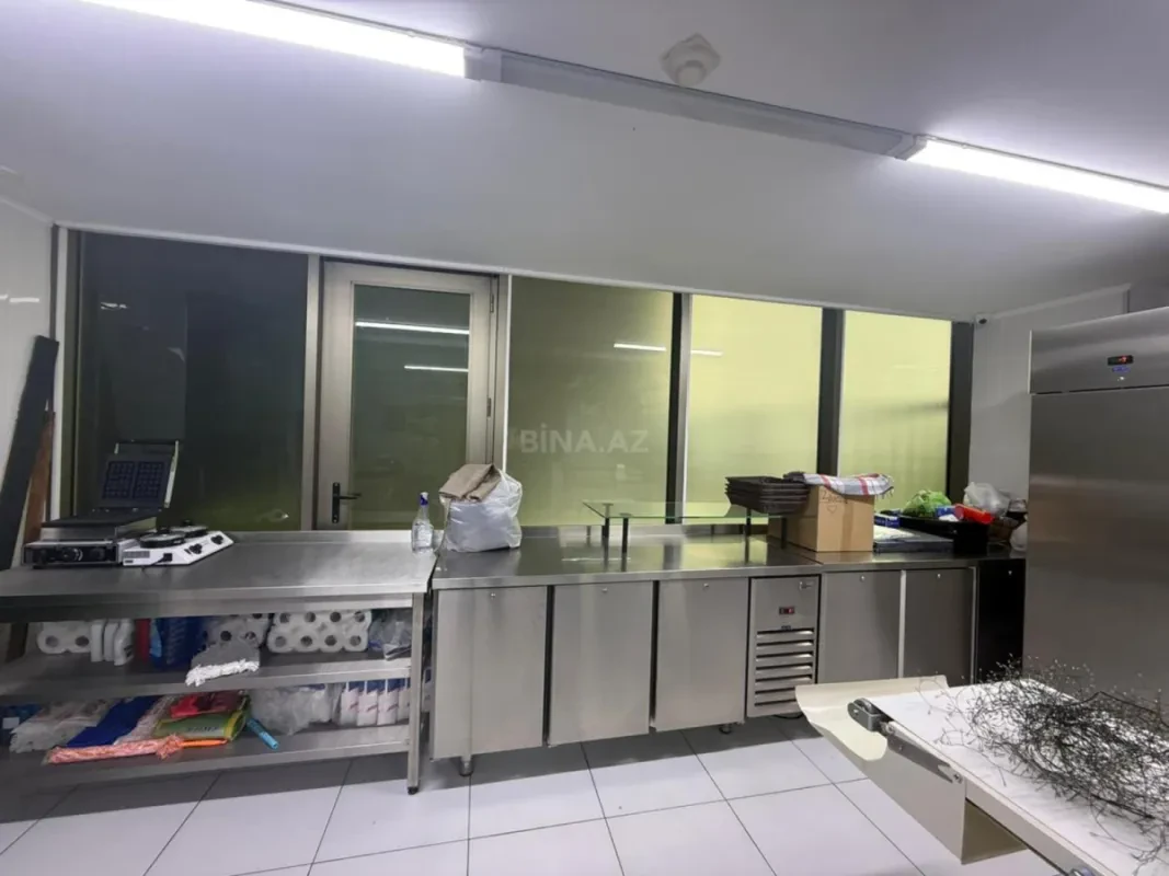 Kirayə verilir obyekt 220 m²