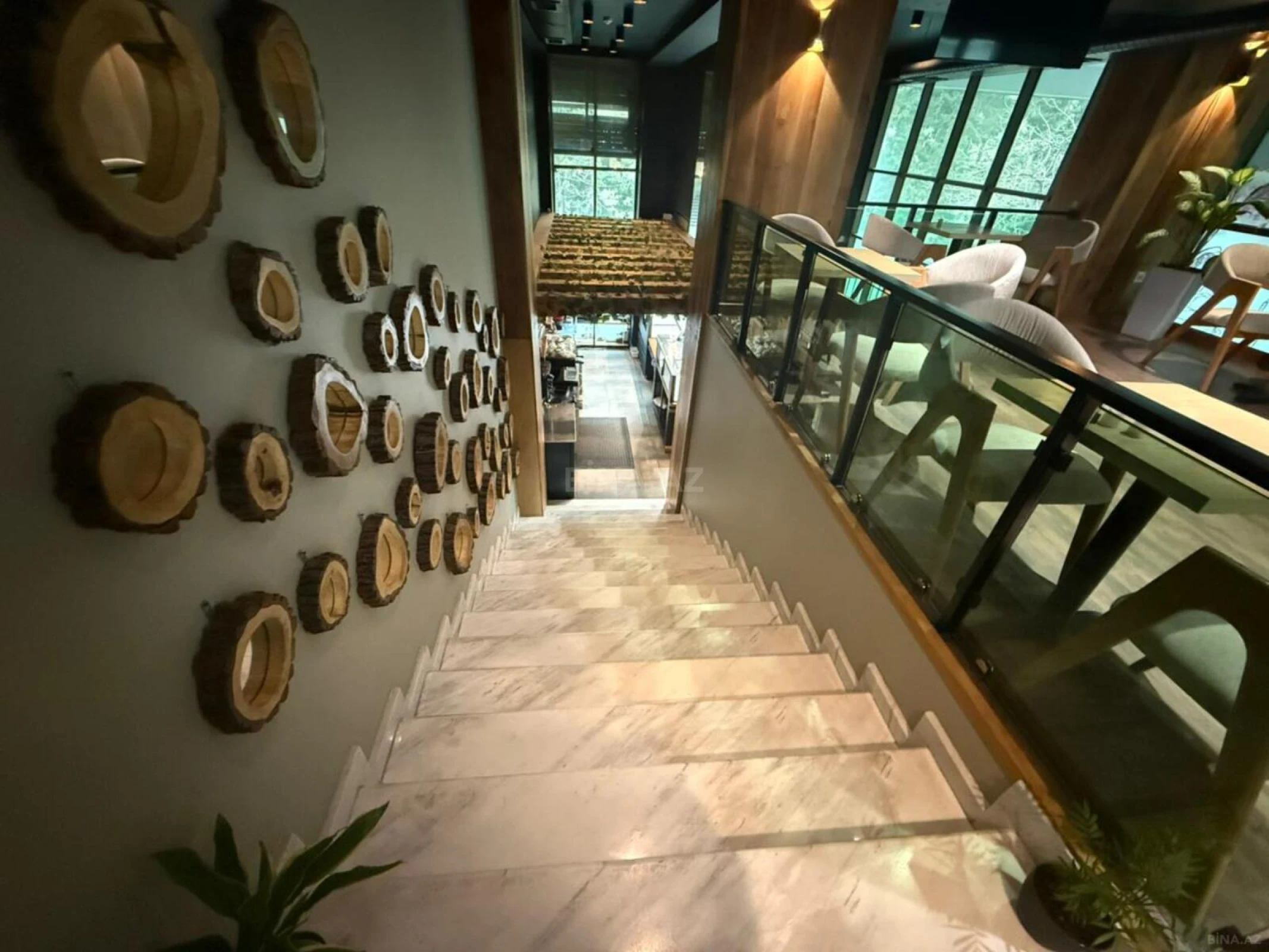 Kirayə verilir obyekt 220 m²