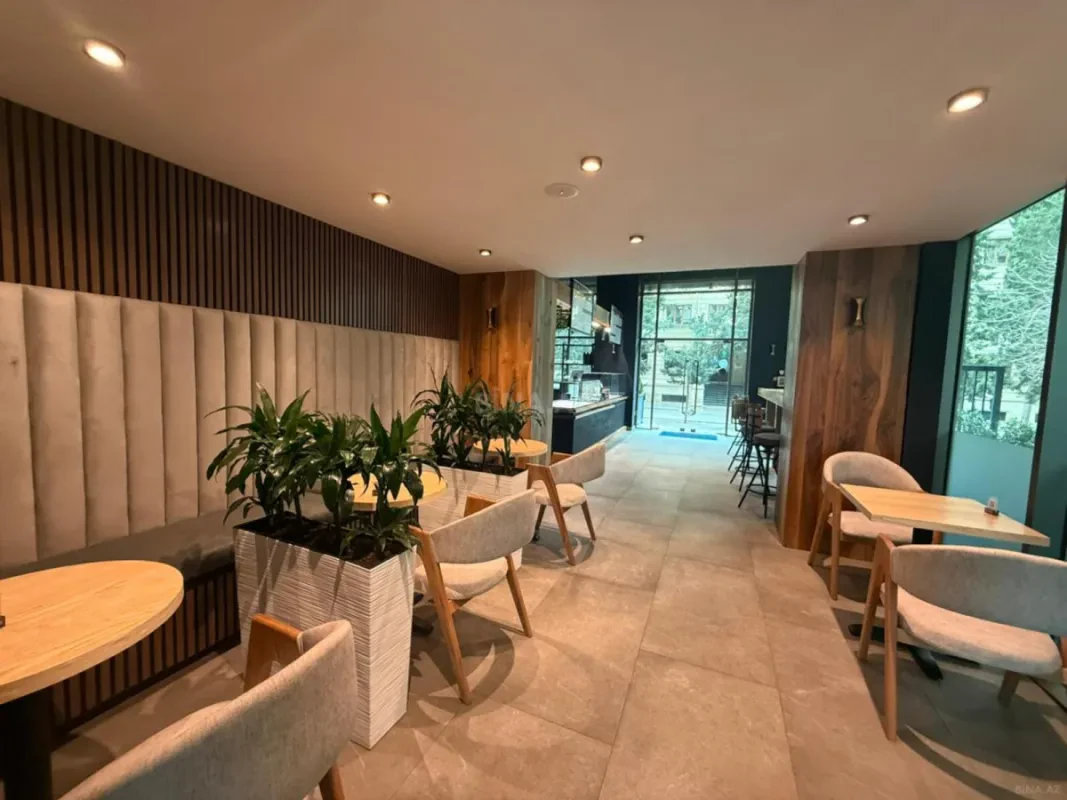 Kirayə verilir obyekt 220 m²