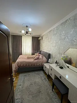 Satılır 3 otaqlı mənzil 75 m²