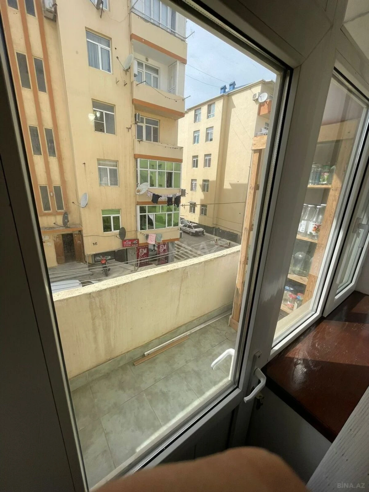 Satılır 3 otaqlı mənzil 75 m²