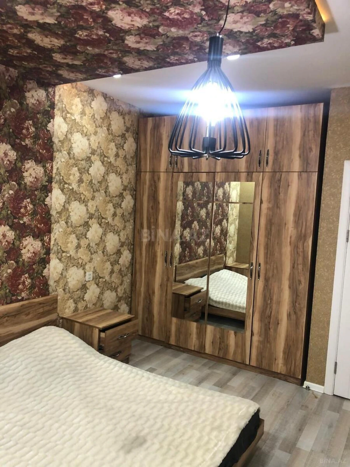 Kirayə verilir 3 otaqlı mənzil 120 m²