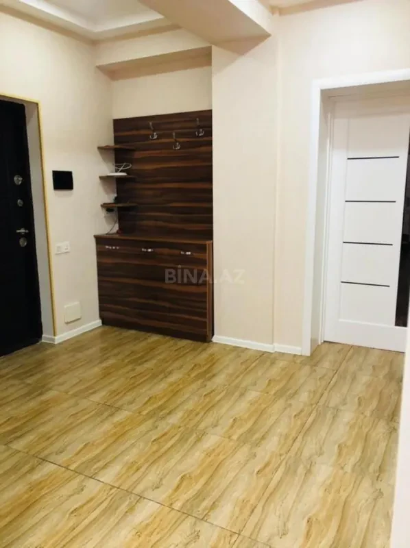 Kirayə verilir 3 otaqlı mənzil 120 m²