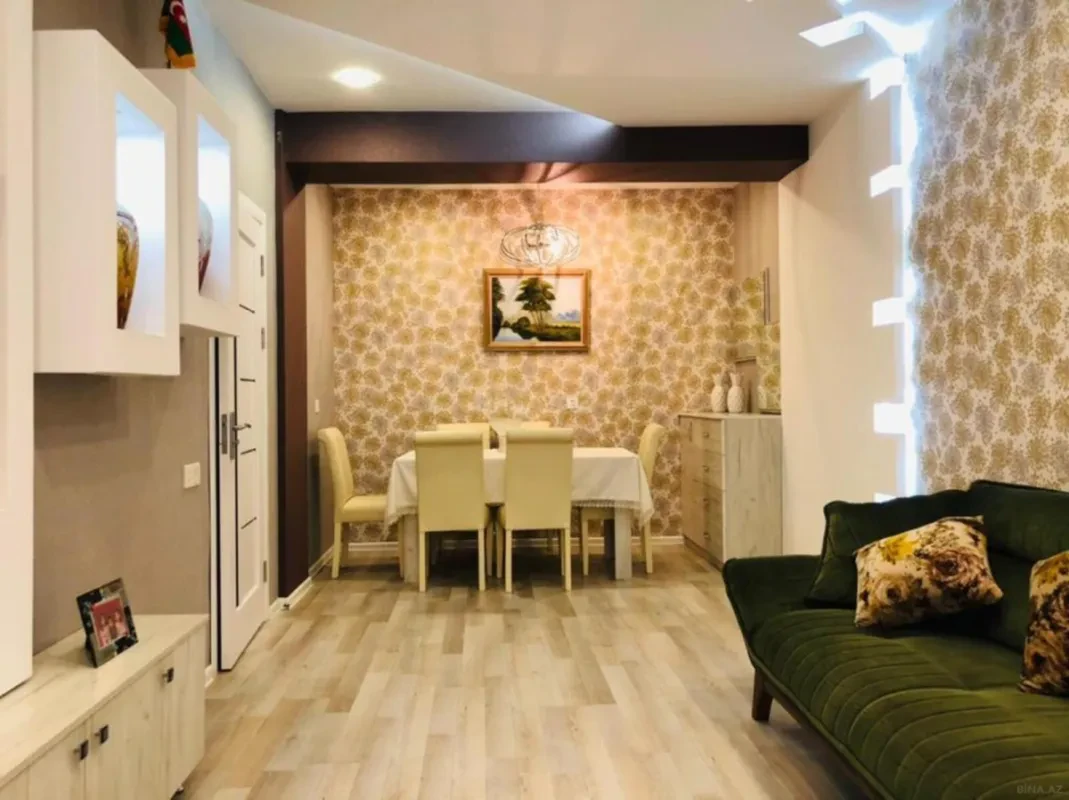 Kirayə verilir 3 otaqlı mənzil 120 m²