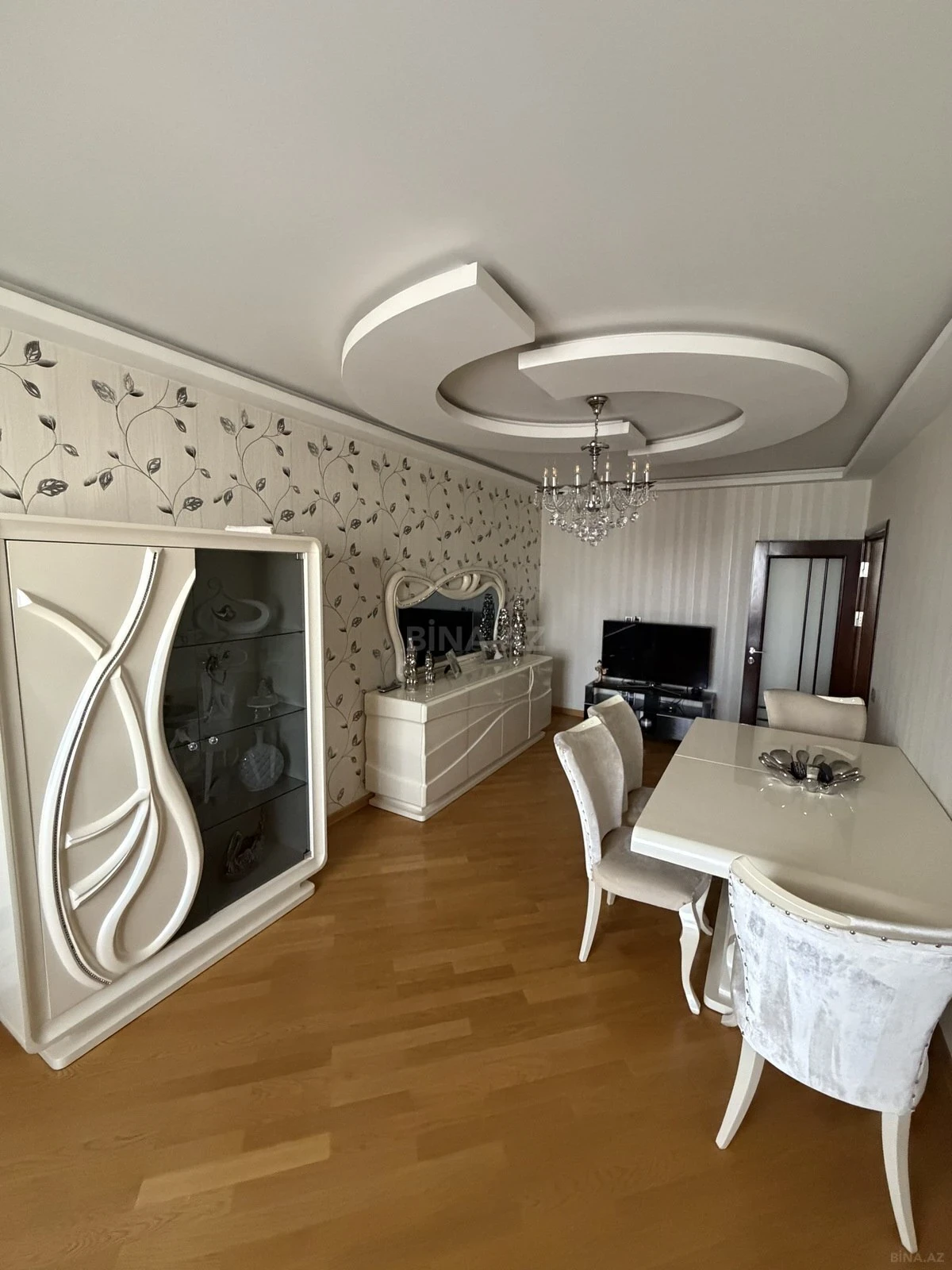 Satılır 3 otaqlı mənzil 85 m²
