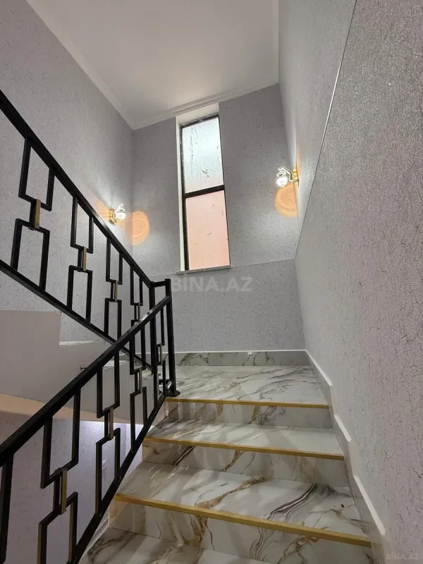 Satılır 4 otaqlı həyət evi 155 m²
