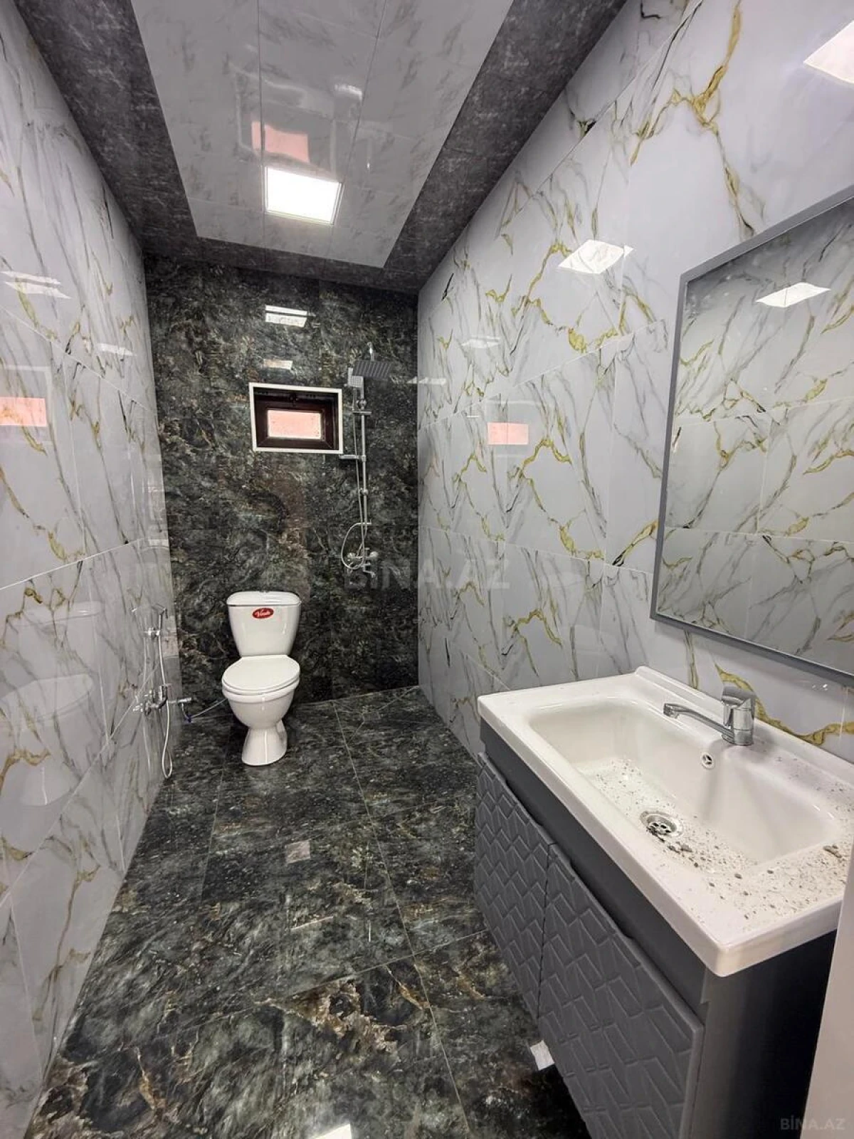 Satılır 4 otaqlı həyət evi 155 m²