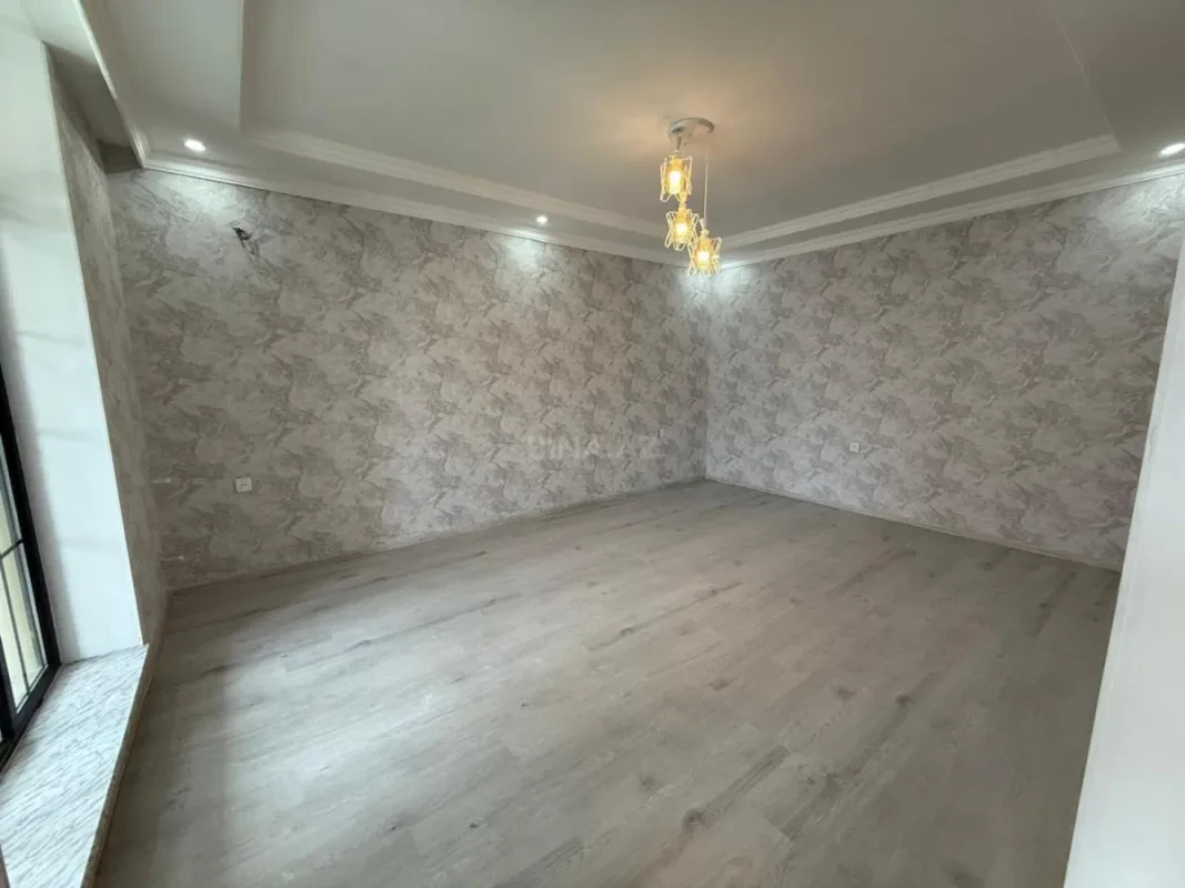 Satılır 4 otaqlı həyət evi 155 m²