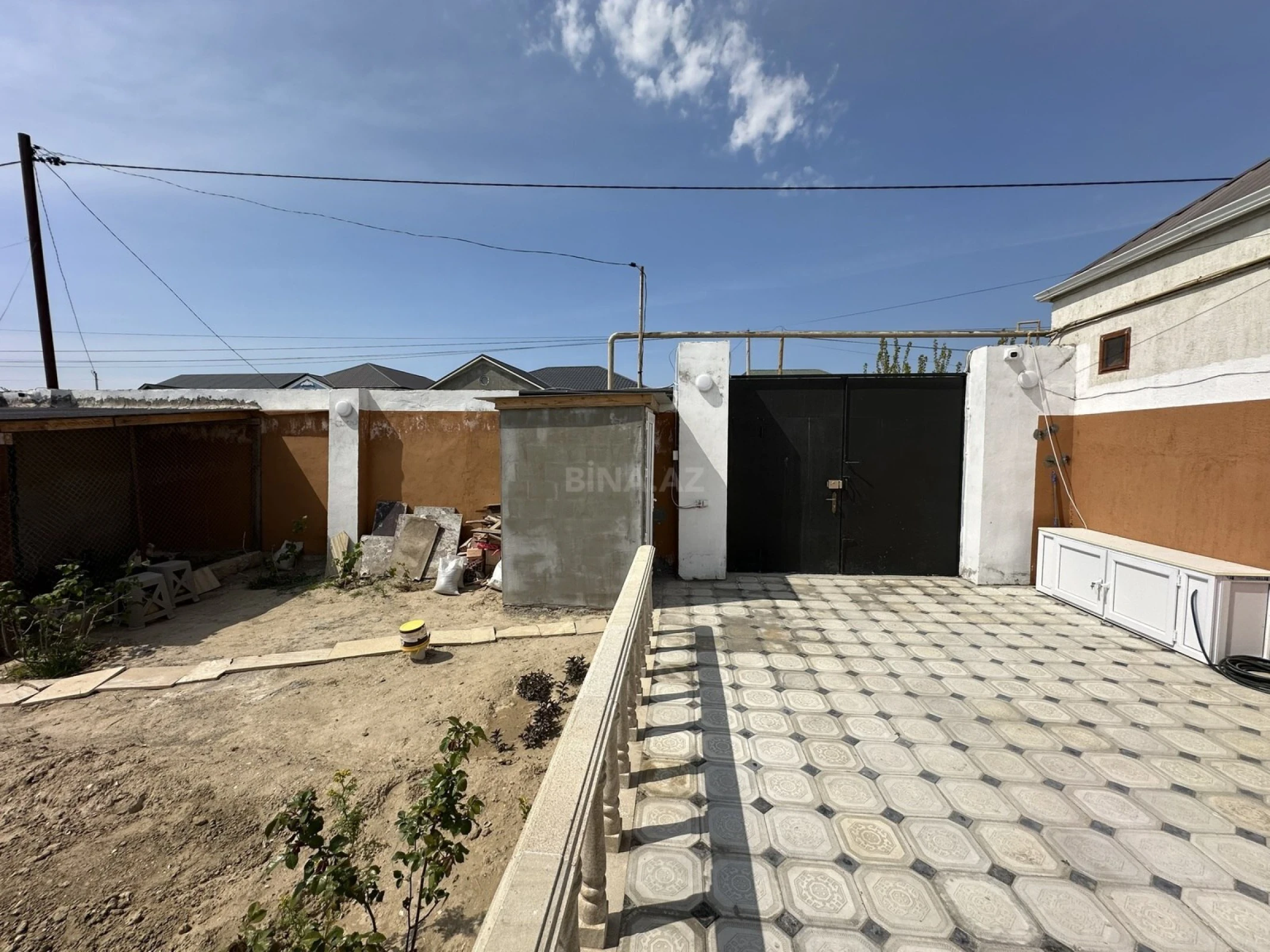Satılır 4 otaqlı həyət evi 130 m²