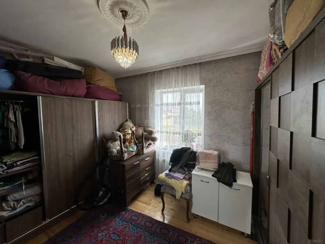 Satılır 4 otaqlı həyət evi 130 m²
