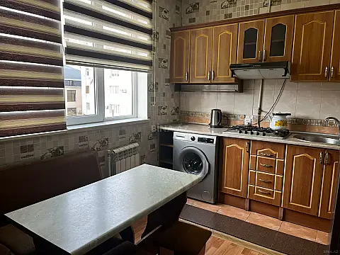 Kirayə verilir 3 otaqlı mənzil 70 m²