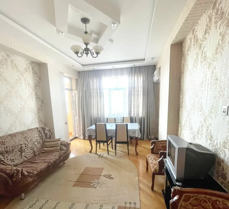 Kirayə verilir 2 otaqlı mənzil 65 m²