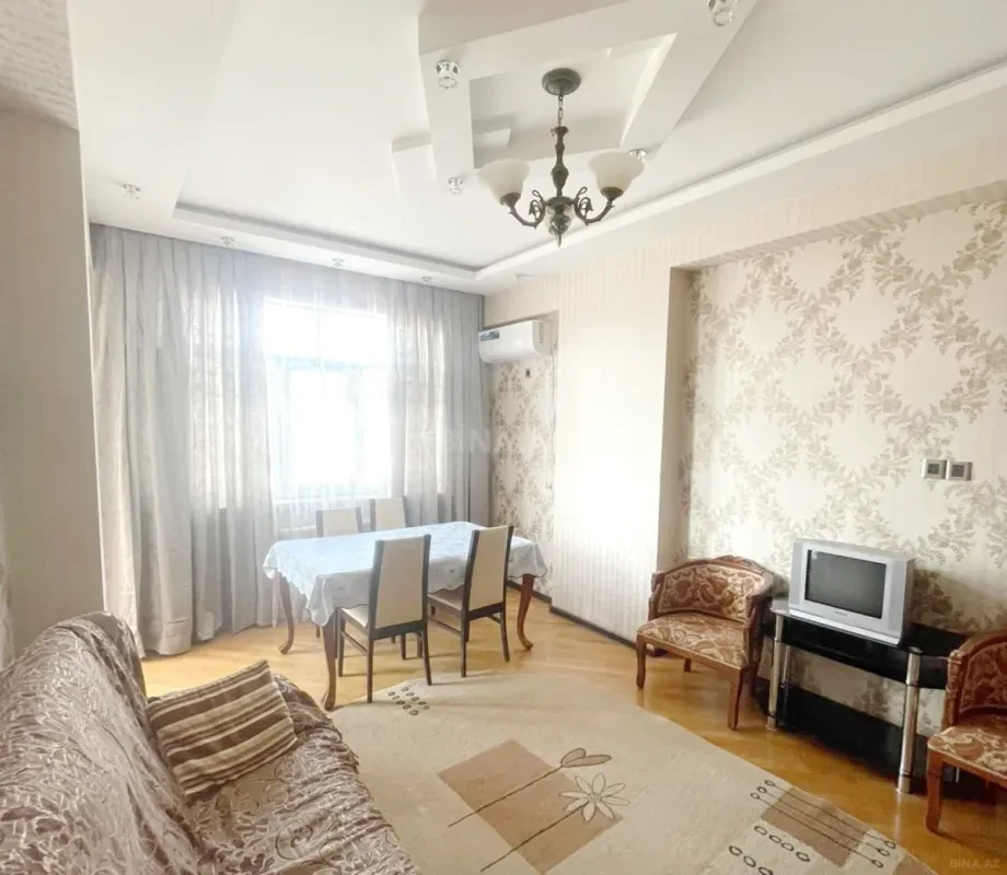 Kirayə verilir 2 otaqlı mənzil 65 m²