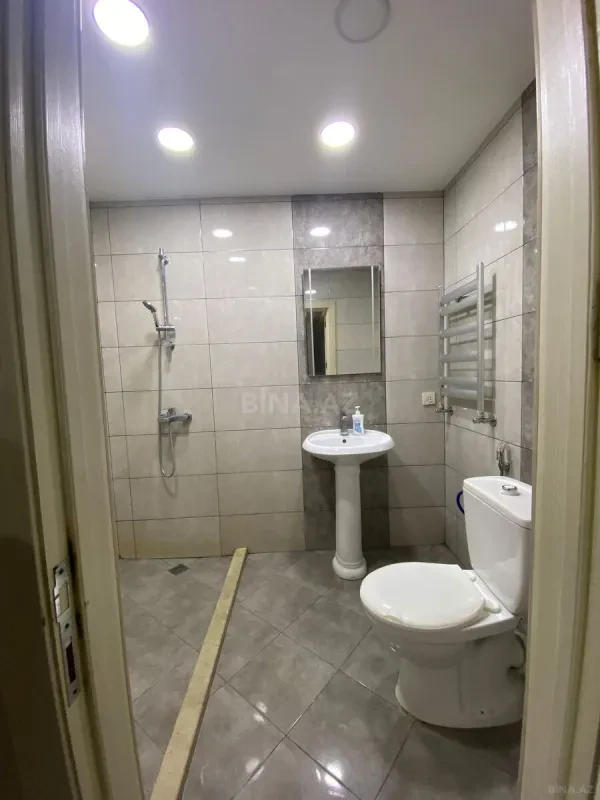 Kirayə verilir 2 otaqlı mənzil 60 m²