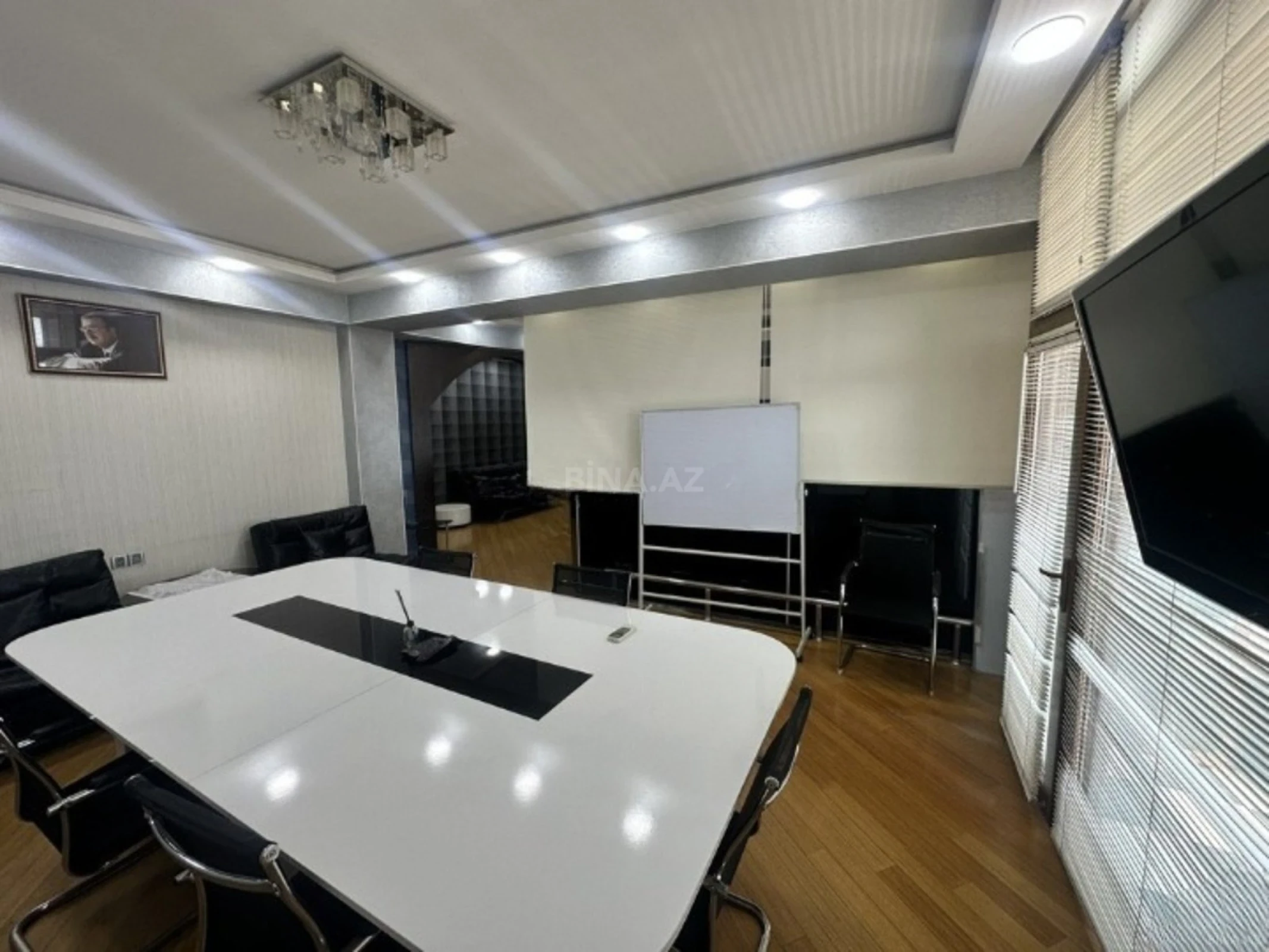 Kirayə verilir 2 otaqlı ofis 85 m²