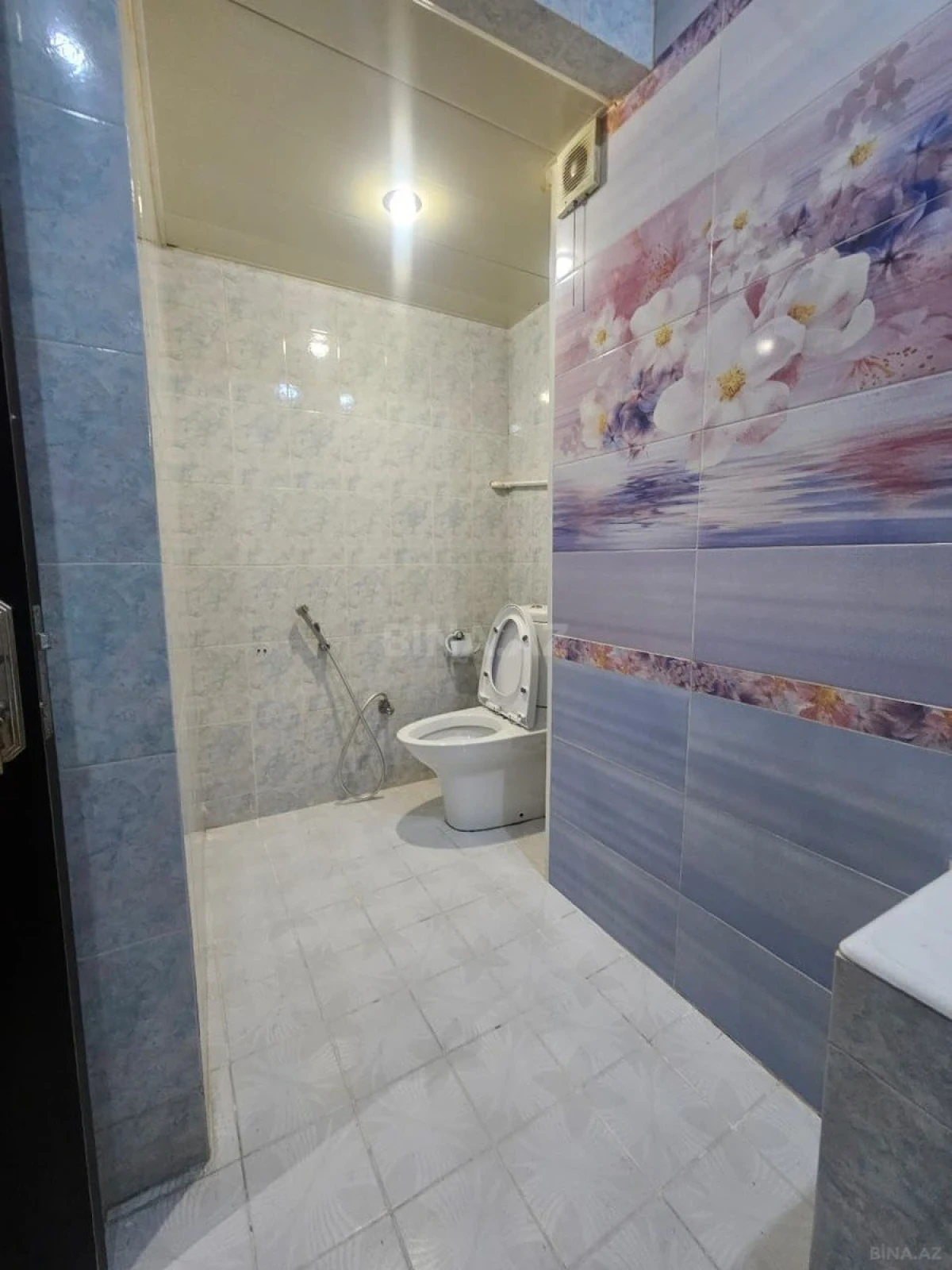 Kirayə verilir 1 otaqlı mənzil 40 m²