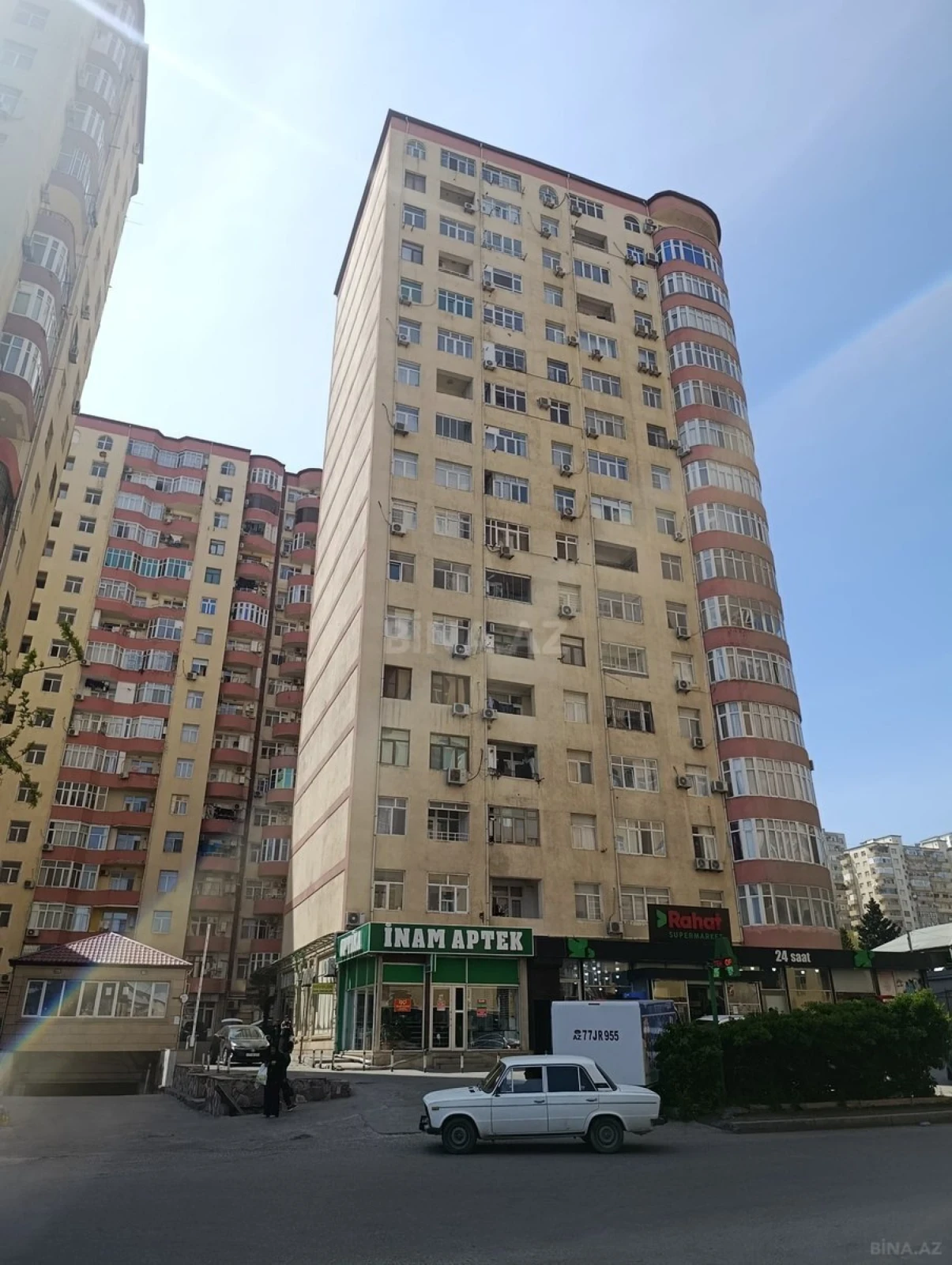 Satılır 3 otaqlı mənzil 104 m²