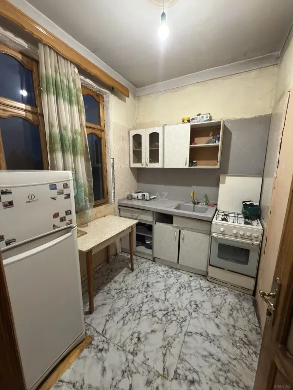 Kirayə verilir 2 otaqlı mənzil 50 m²