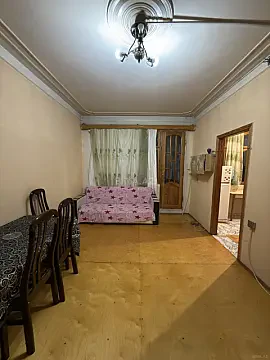 Kirayə verilir 2 otaqlı mənzil 50 m²