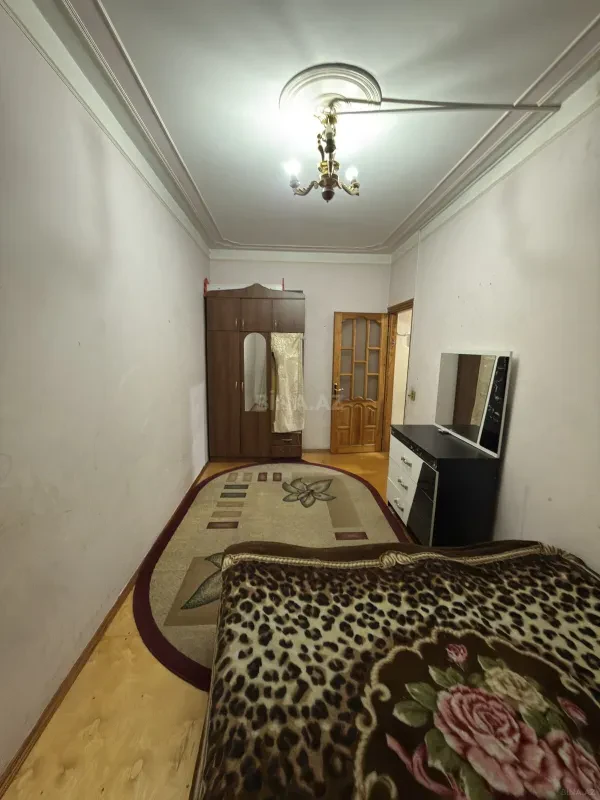 Kirayə verilir 2 otaqlı mənzil 50 m²