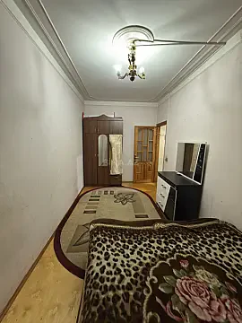 Kirayə verilir 2 otaqlı mənzil 50 m²