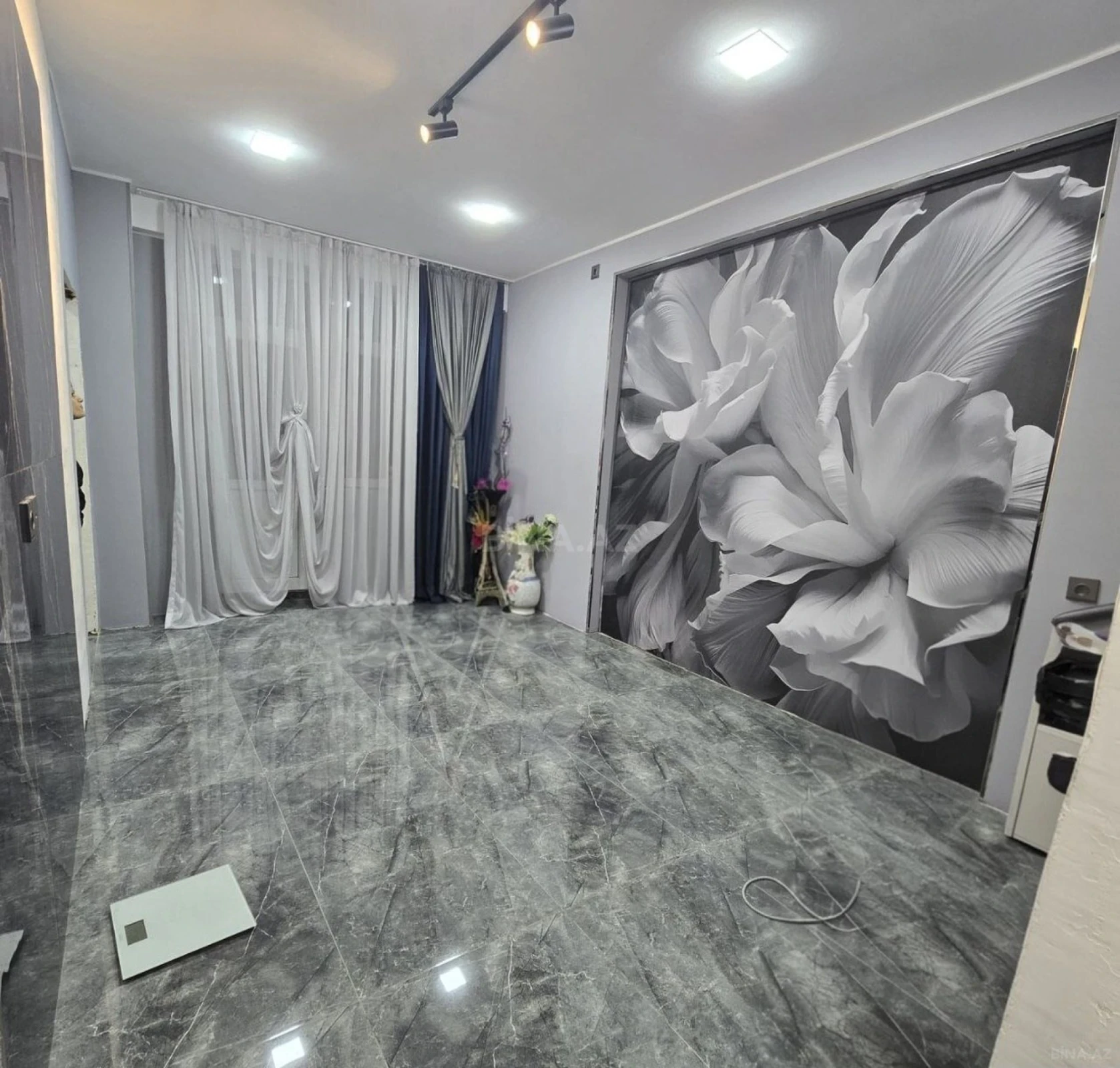 Satılır 3 otaqlı mənzil 67 m²