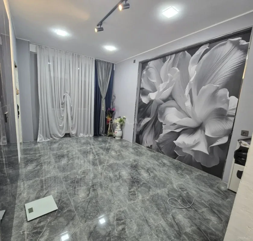 Satılır 3 otaqlı mənzil 67 m²