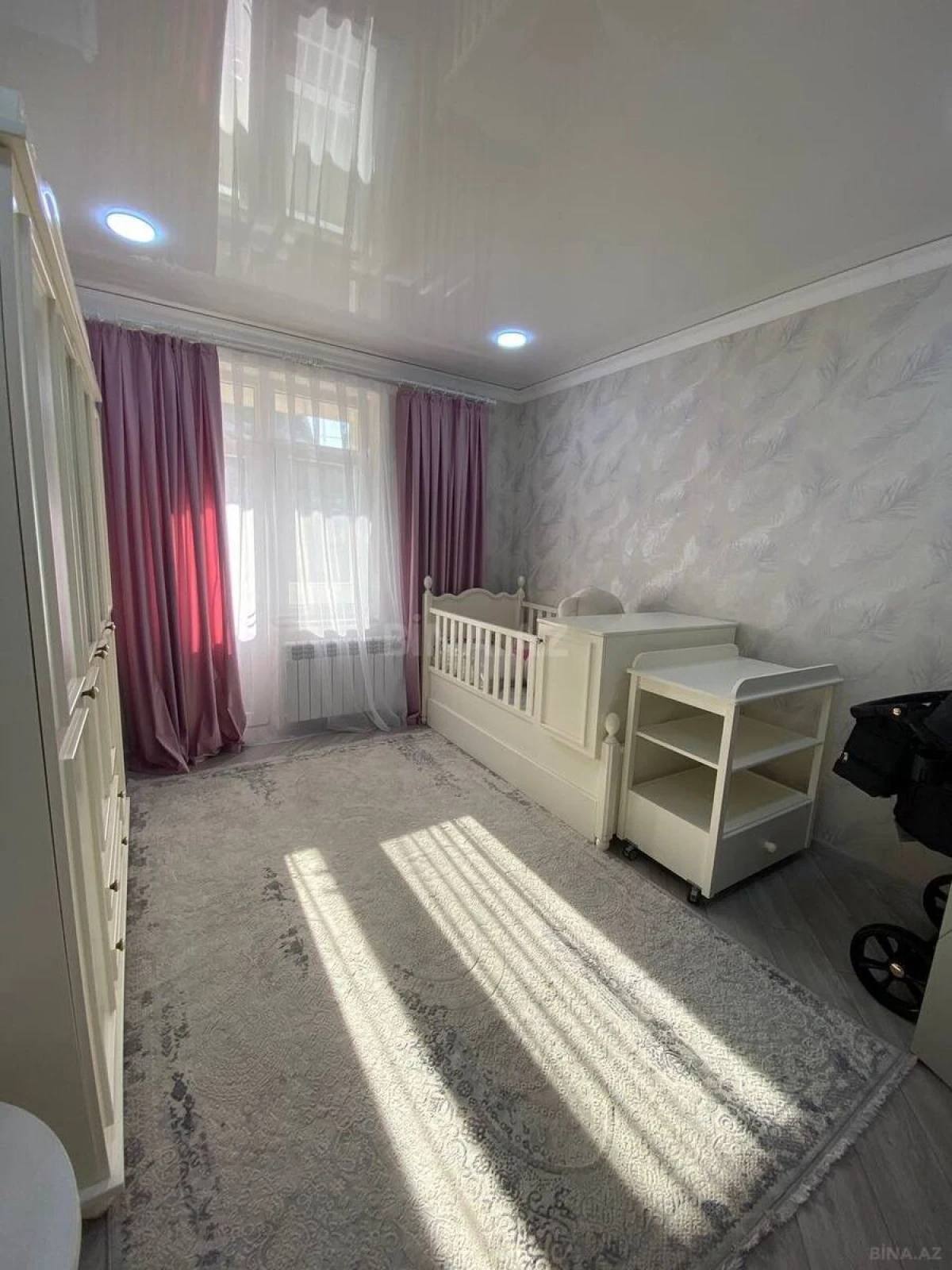 Kirayə verilir 3 otaqlı mənzil 98 m²