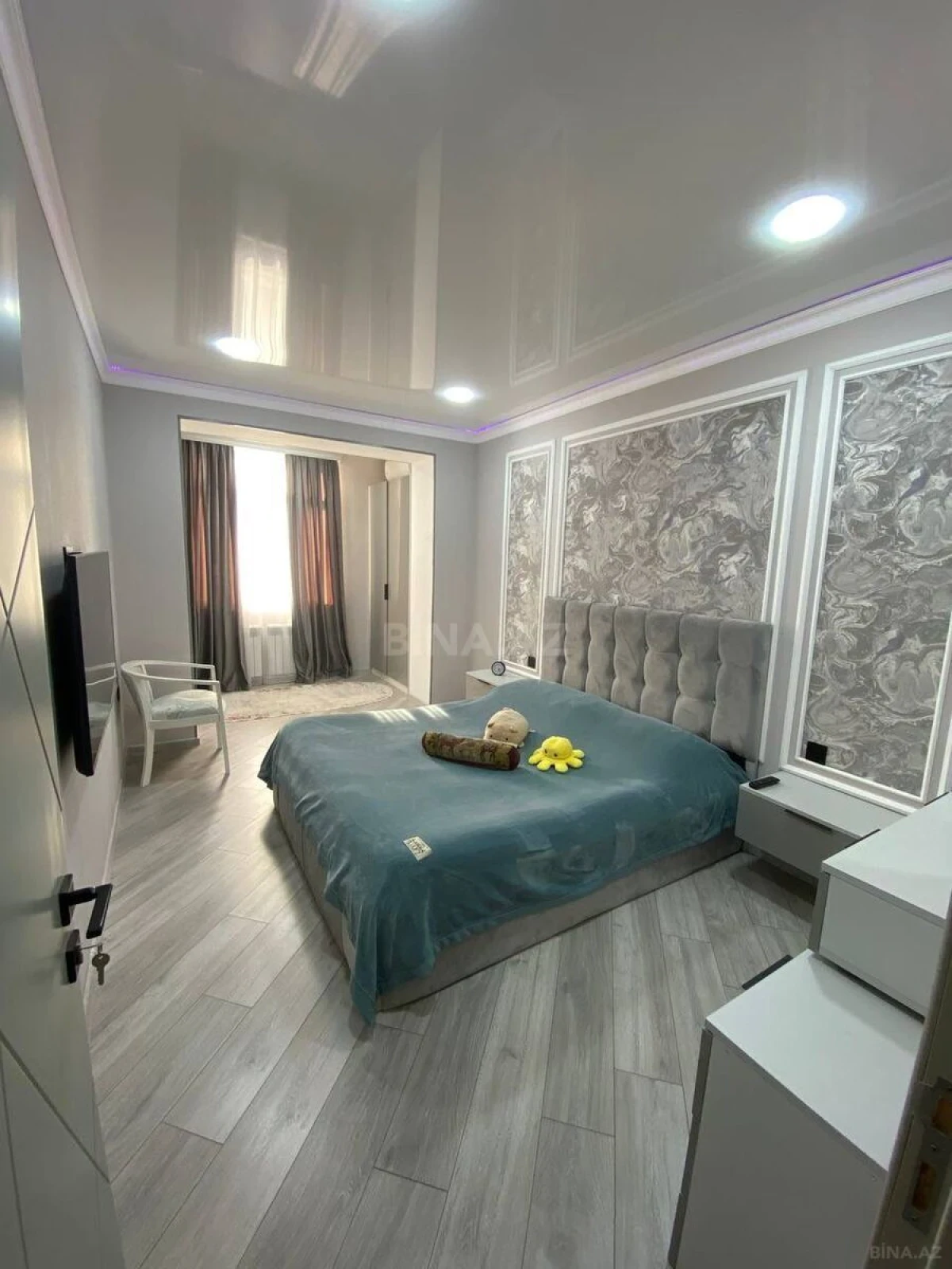 Kirayə verilir 3 otaqlı mənzil 98 m²