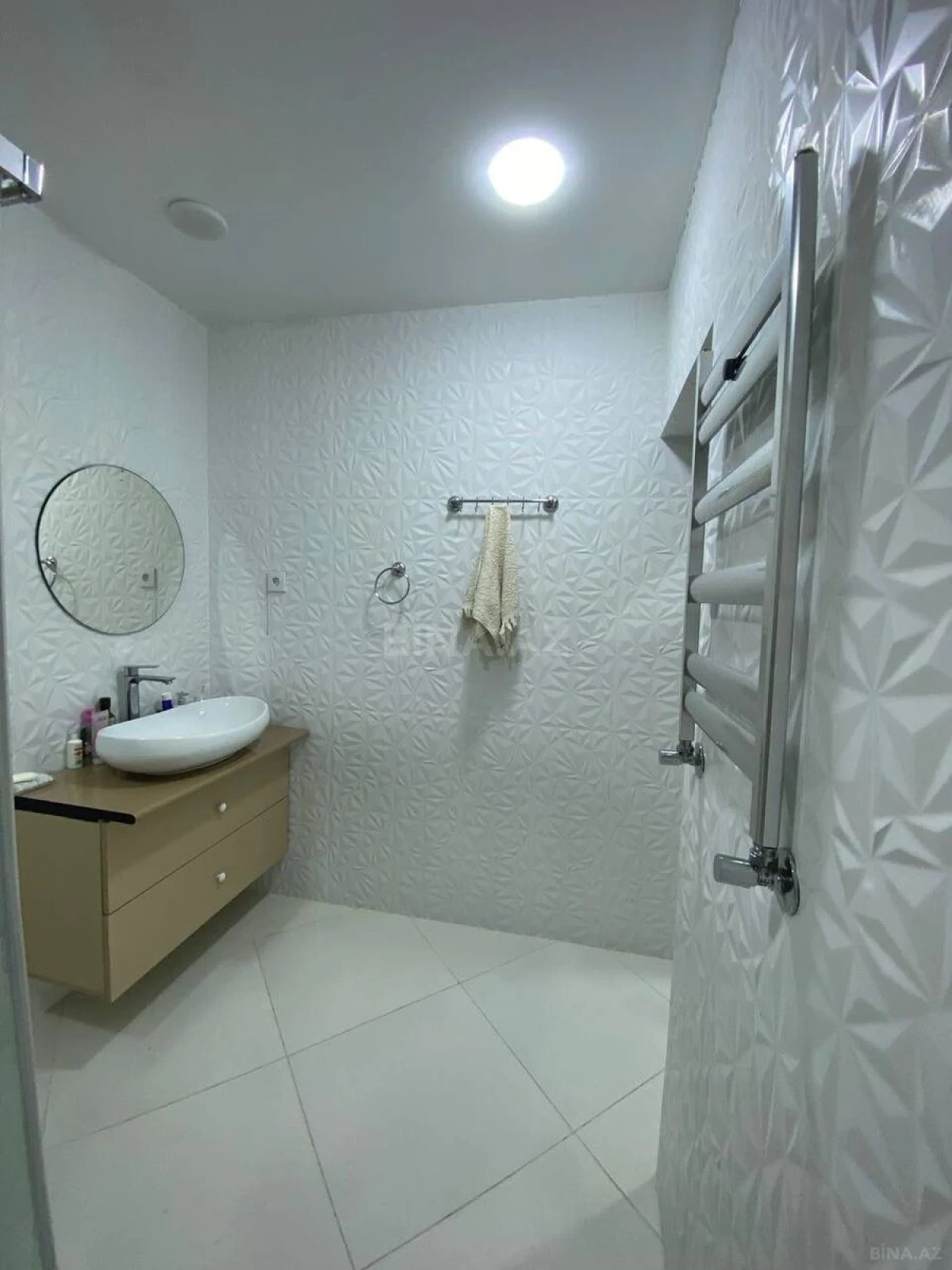 Kirayə verilir 3 otaqlı mənzil 98 m²