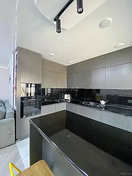 Kirayə verilir 3 otaqlı mənzil 98 m²