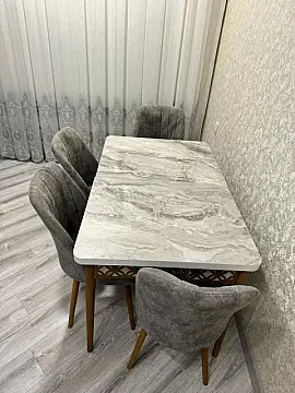 Kirayə verilir 2 otaqlı mənzil 100 m²