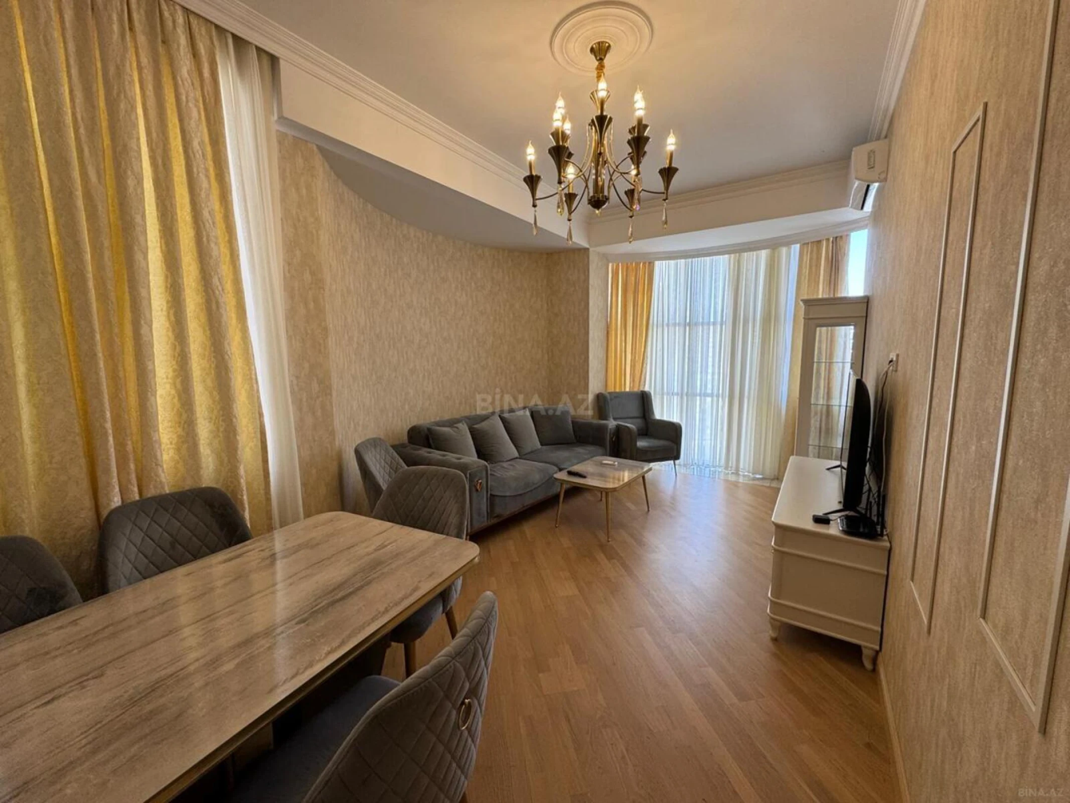 Kirayə verilir 2 otaqlı mənzil 80 m²