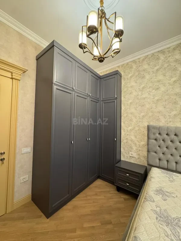 Kirayə verilir 2 otaqlı mənzil 80 m²