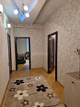 Satılır 2 otaqlı mənzil 74 m²
