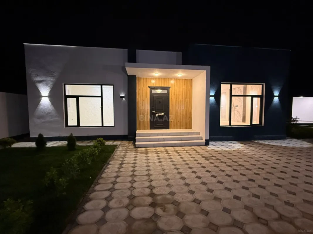 Satılır 4 otaqlı həyət evi 137 m²