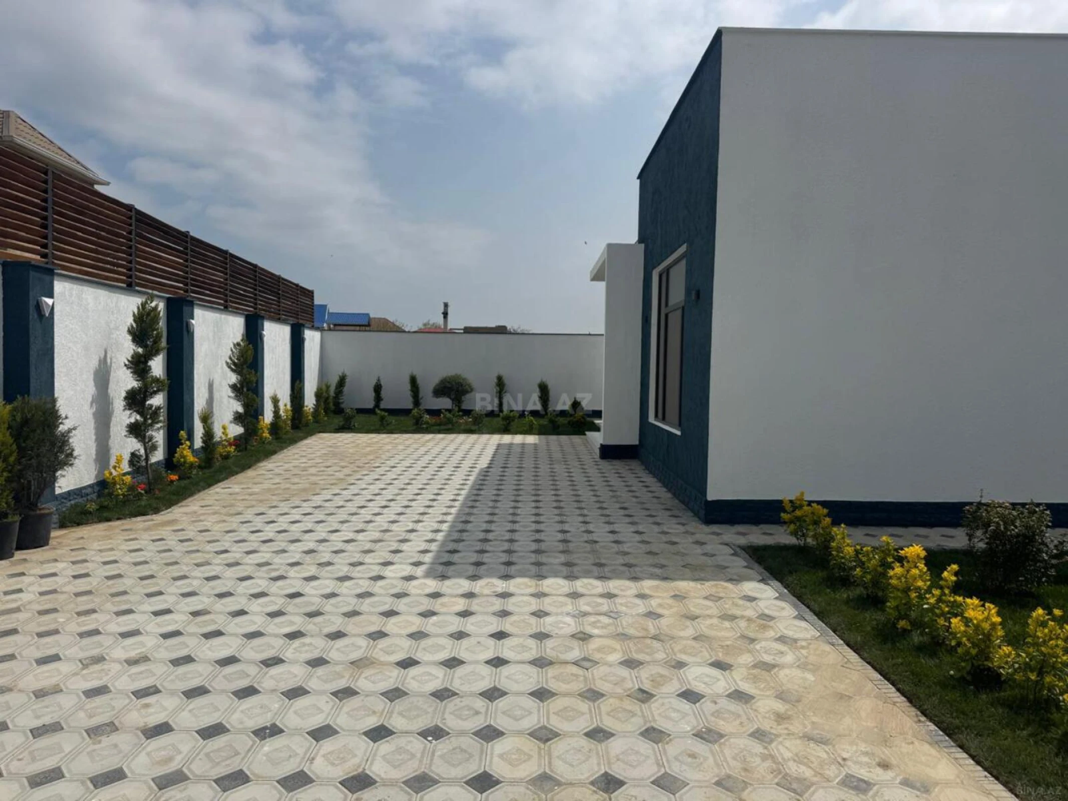 Satılır 4 otaqlı həyət evi 137 m²