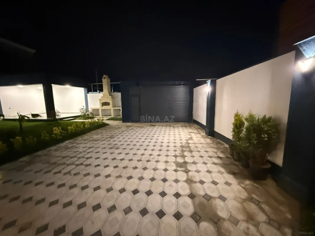 Satılır 4 otaqlı həyət evi 137 m²