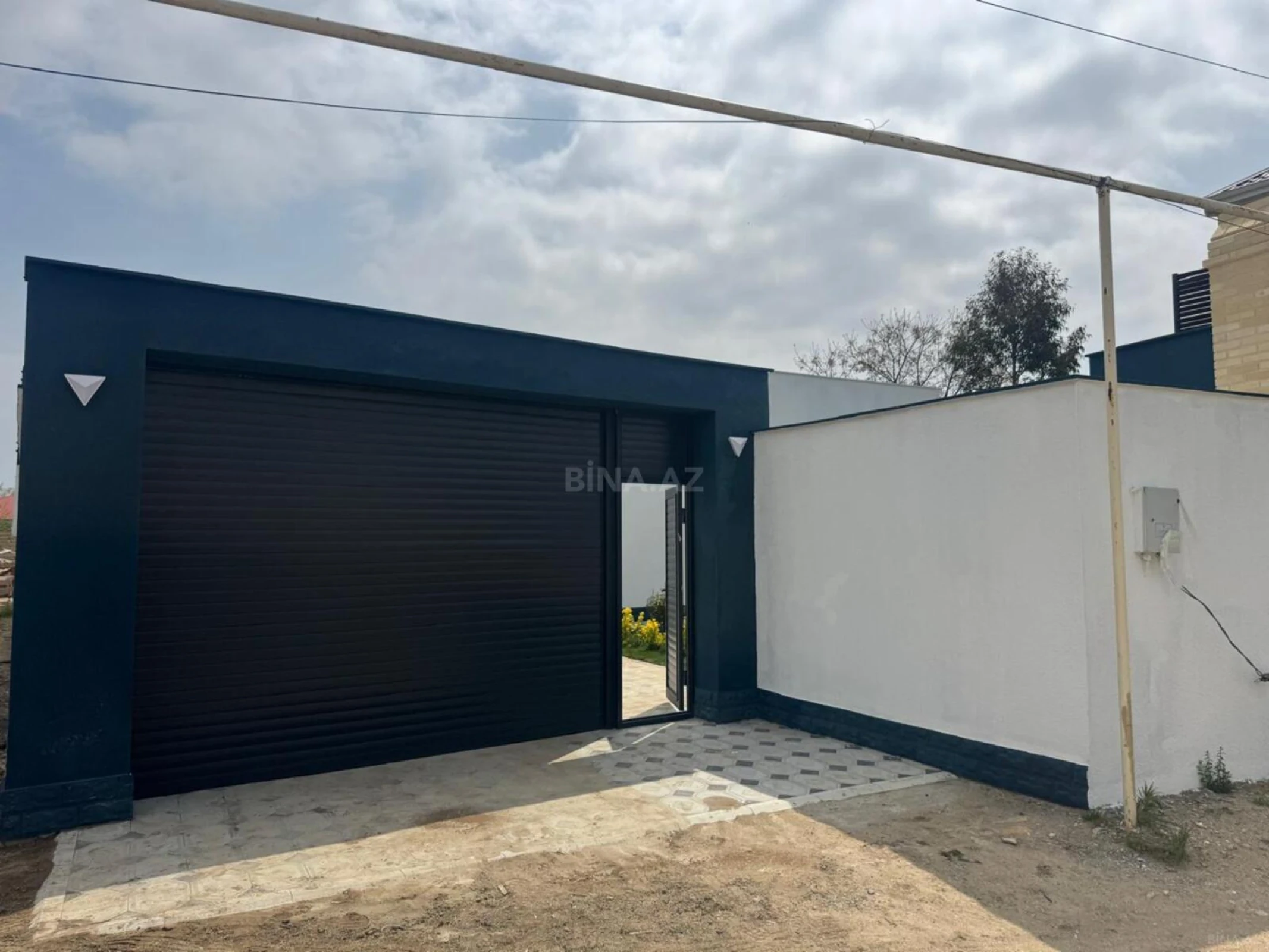 Satılır 4 otaqlı həyət evi 137 m²