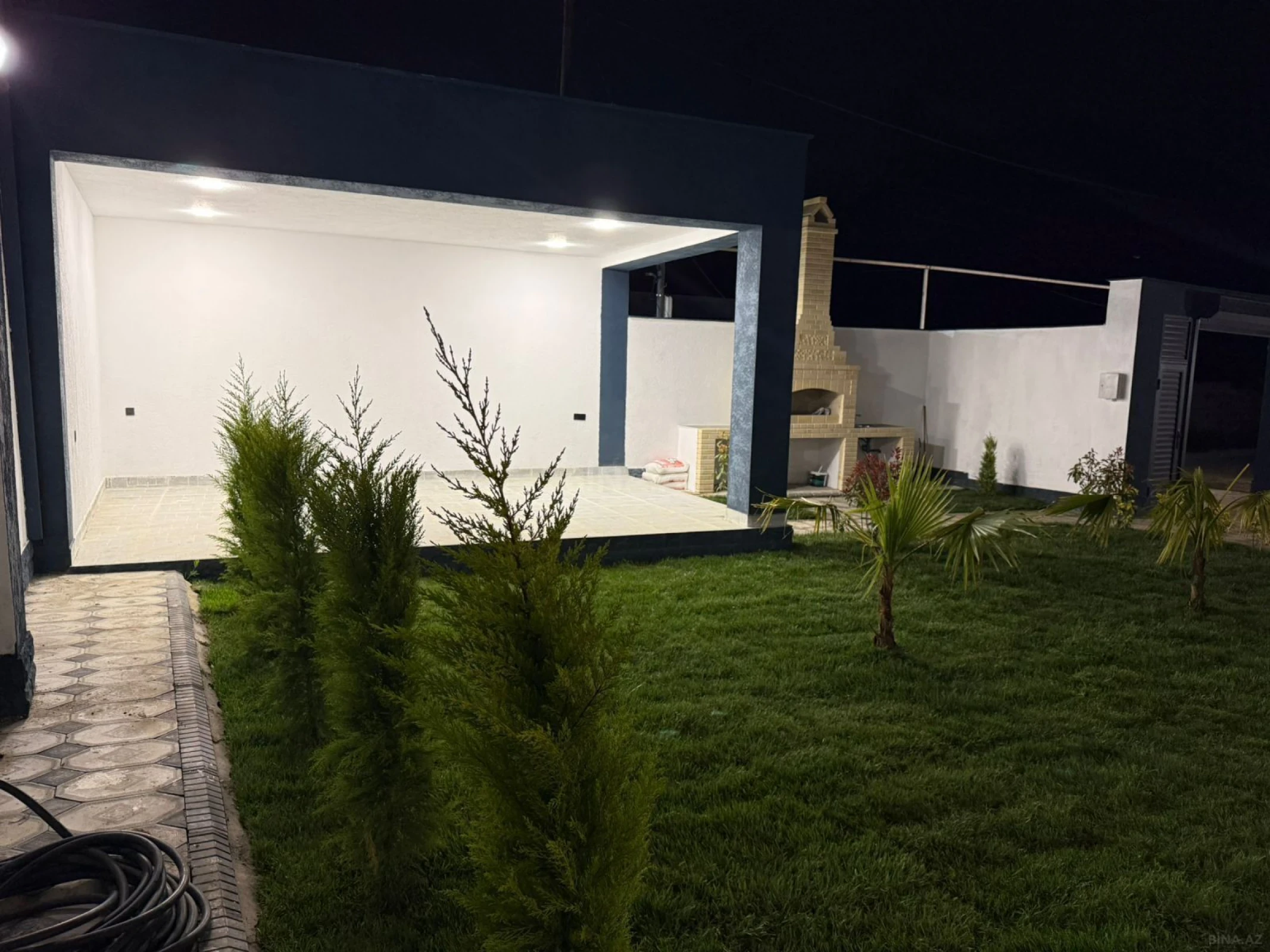 Satılır 4 otaqlı həyət evi 137 m²