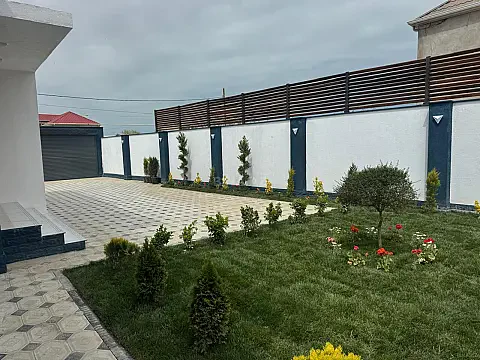 Satılır 4 otaqlı həyət evi 137 m²