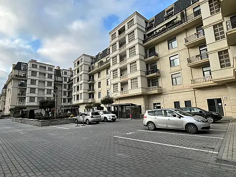 Satılır 3 otaqlı mənzil 110 m² — Bakı 3 otaq 110.00 m²
