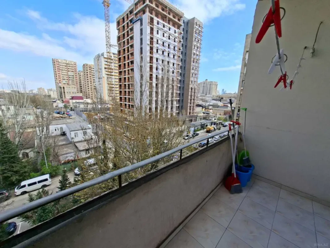Satılır 3 otaqlı mənzil 85 m²