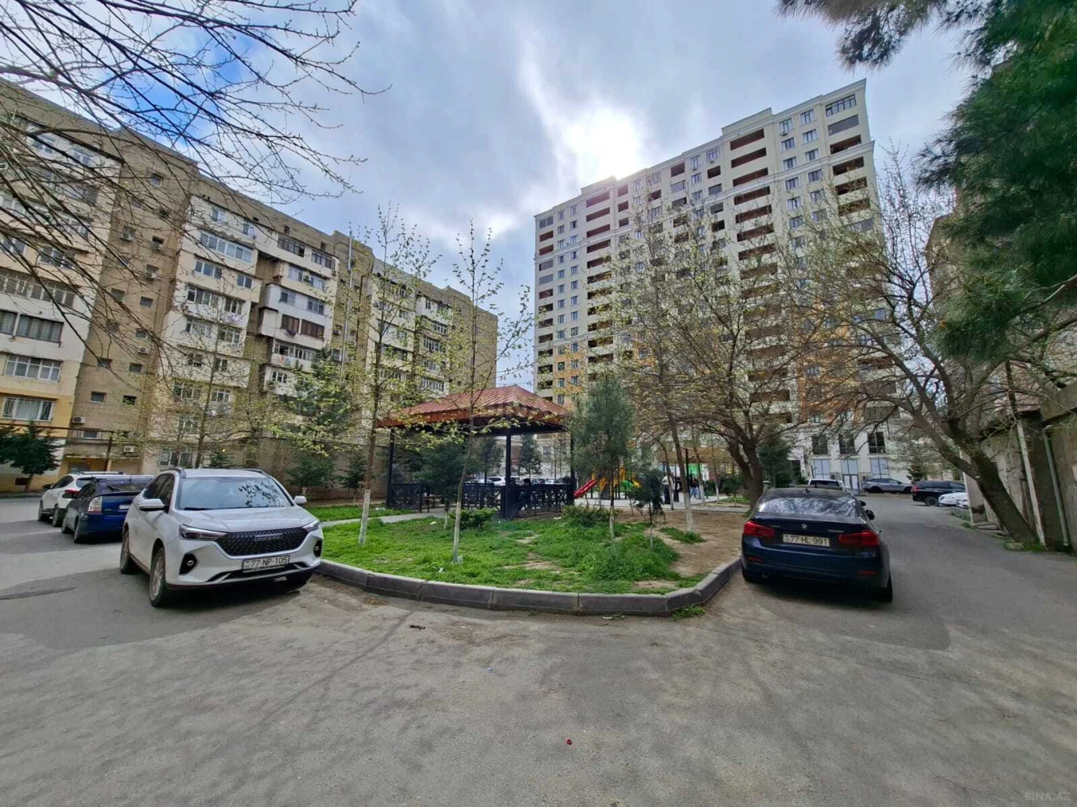 Satılır 3 otaqlı mənzil 85 m²